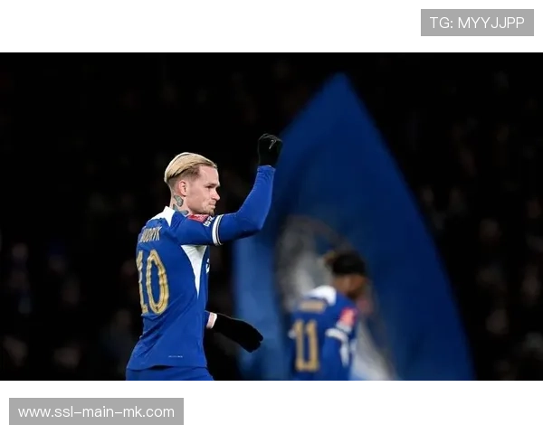 切尔西2-2遭利兹联逼平，帕尔默错失绝杀空门机会